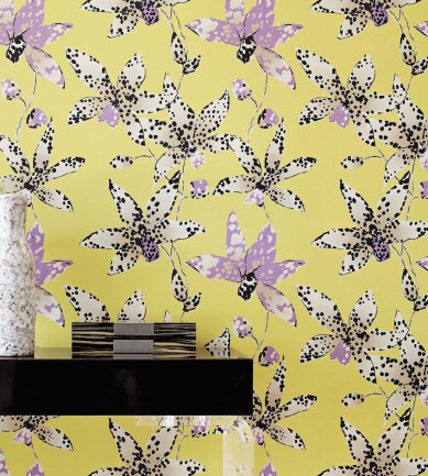 Anna French Spotted Orchid Silver on Charcoal tapéta - Paisley Home