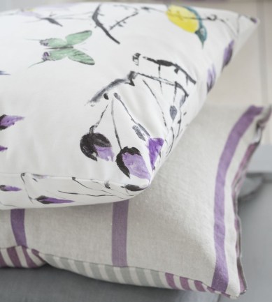 Designers Guild Madame Butterfly II Amethyst textil - Paisley Home
