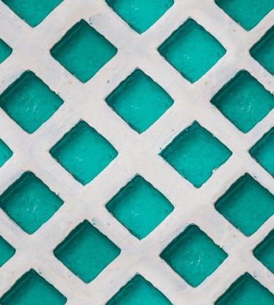 MINDTHEGAP Concrete Patch Turquoise design tapéta - Paisley Home