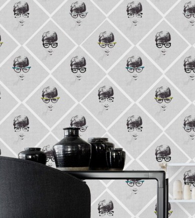 MINDTHEGAP Female Illusion design tapéta - Paisley Home