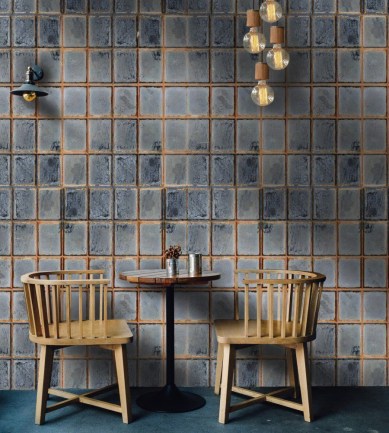 MINDTHEGAP Foundry Wall design tapéta - Paisley Home