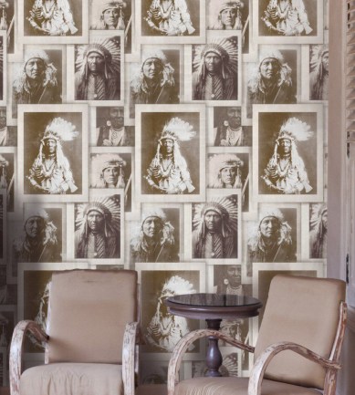MINDTHEGAP Indian Chiefs Sepia design tapéta - Paisley Home