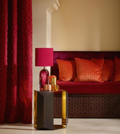 Paisley Home - Sahco luxus függöny és kárpit anyagok teljes választéka