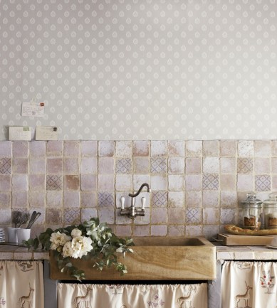 Sanderson Florrie Sand tapéta - Paisley Home