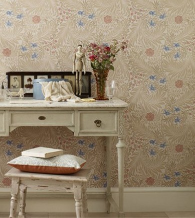 William Morris Larkspur Manilla/Old Rose tapéta - Paisley Home