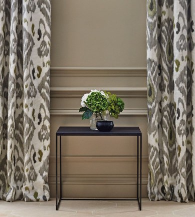 Zoffany Kashi Platinum-Leaf textil - Paisley Home